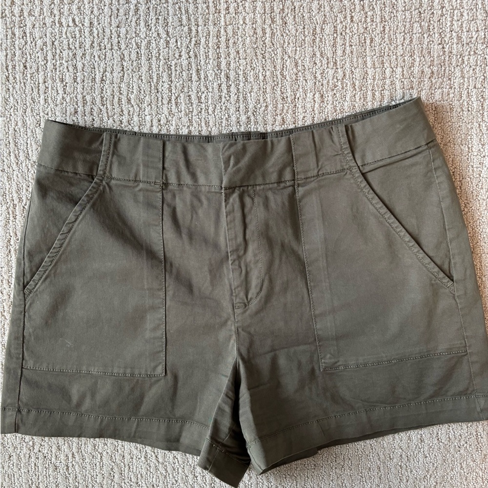 Sanctuary Olive Cargo Shorts